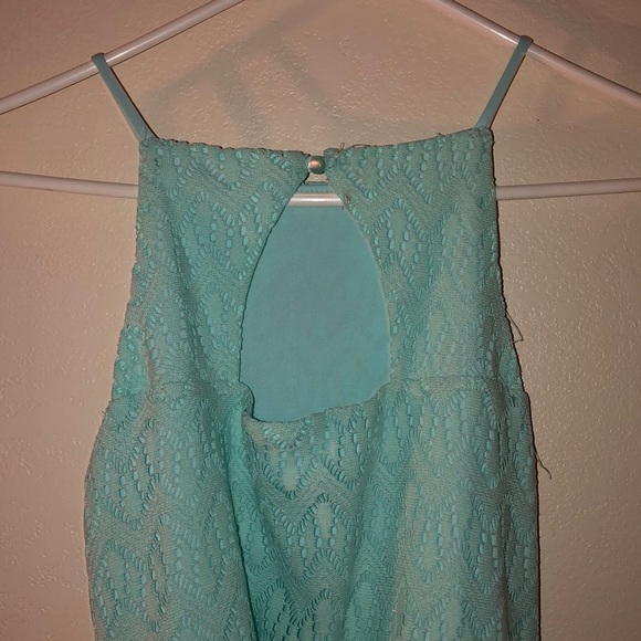 Dress - Picture 3 of 3